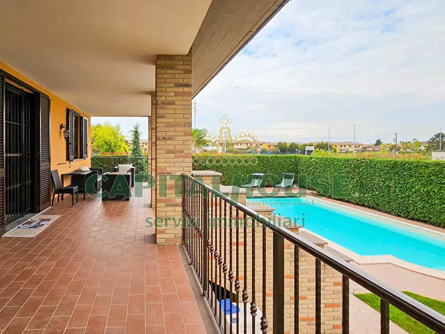 Immagine 3 di Villa in vendita  a Ceranova