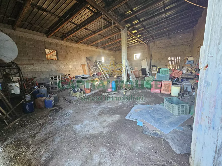 Immagine 12 di Rustico / casale in vendita  a Pignataro Maggiore