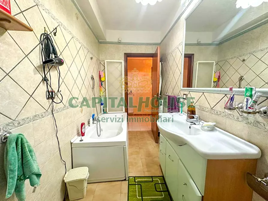 Immagine 10 di Appartamento in vendita  a Capua