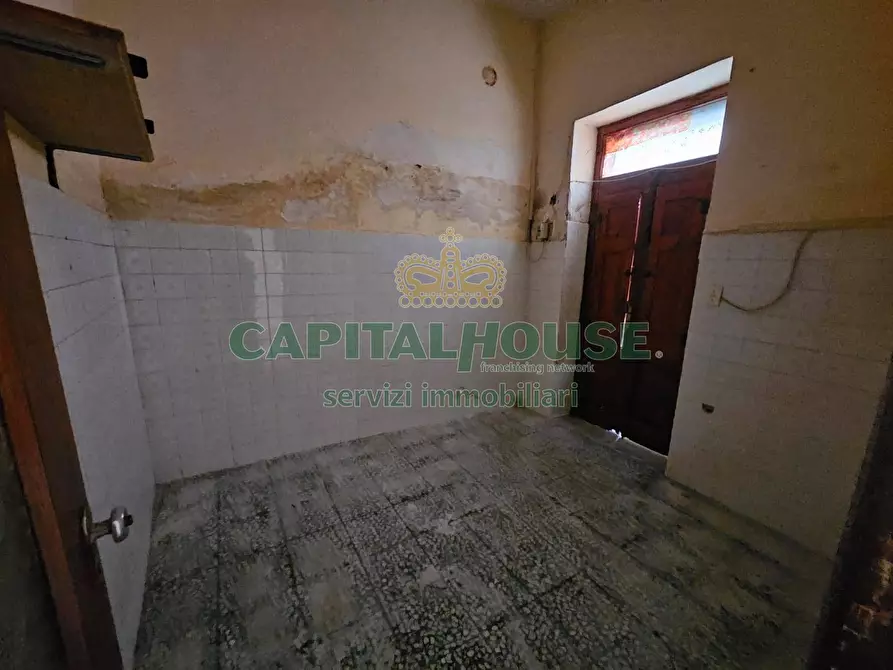 Immagine 6 di Casa indipendente in vendita  a Pignataro Maggiore