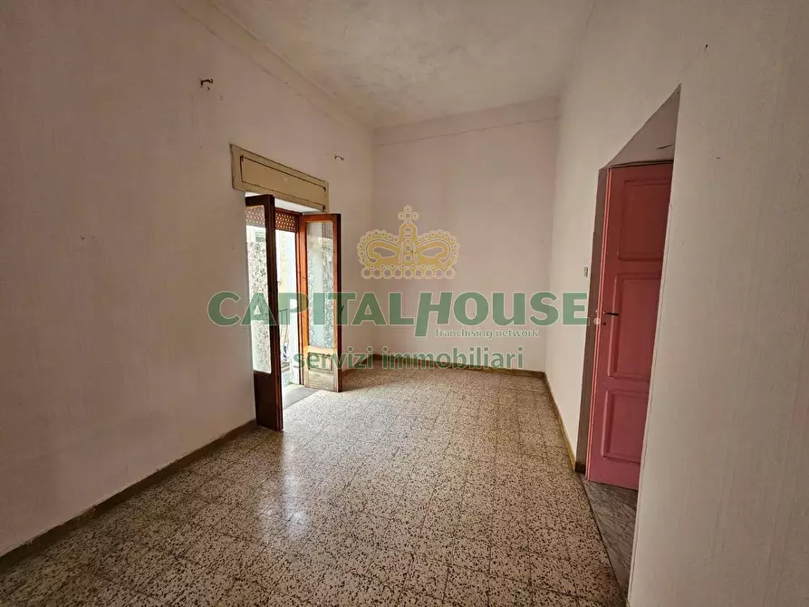 Immagine 8 di Casa indipendente in vendita  a Pignataro Maggiore