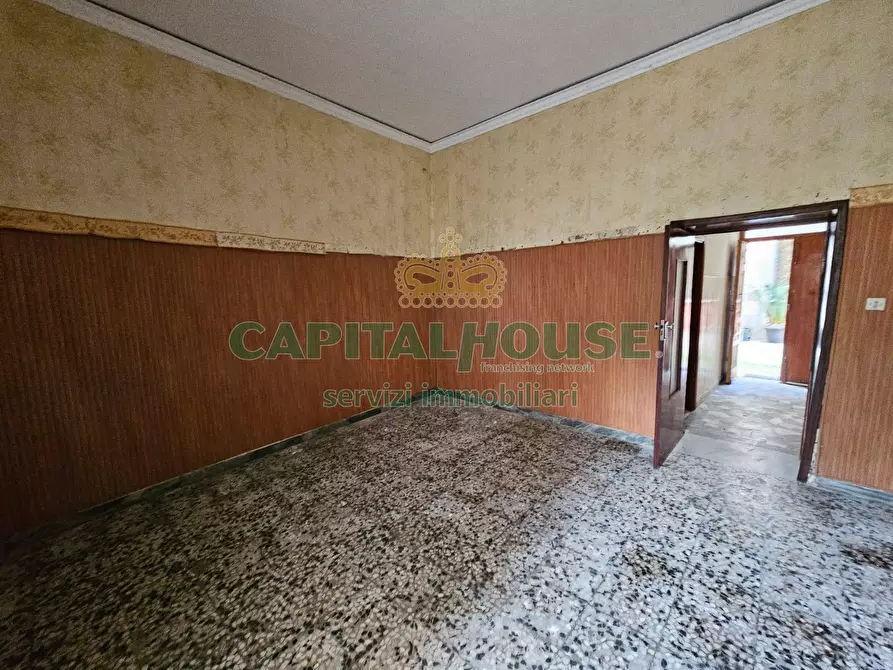 Immagine 18 di Casa indipendente in vendita  a Pignataro Maggiore