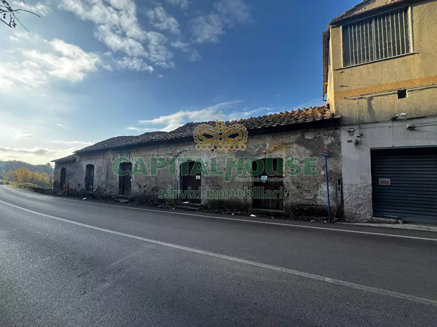 Immagine 2 di Rustico / casale in vendita  a Pellezzano