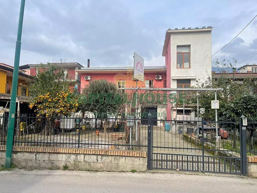 Immagine 1 di Casa semindipendente in vendita  a Sperone
