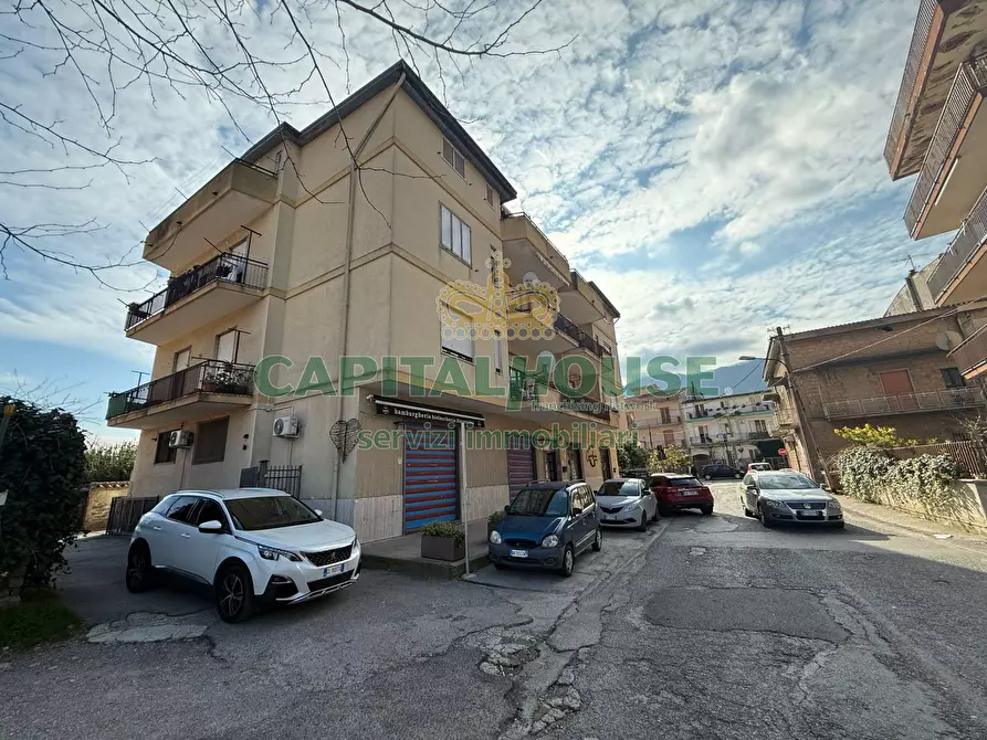 Immagine 10 di Appartamento in vendita  a Mercato San Severino