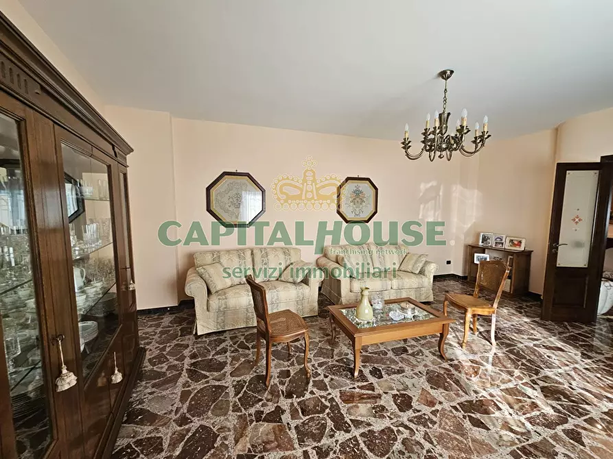 Immagine 21 di Villa in vendita  a Pignataro Maggiore