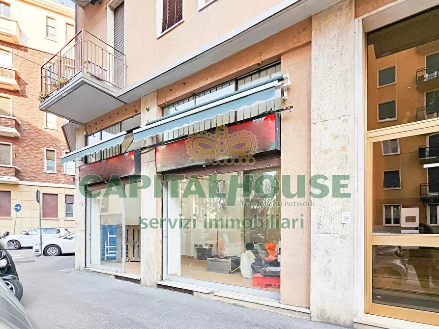 Immagine 21 di Appartamento in vendita  a Milano