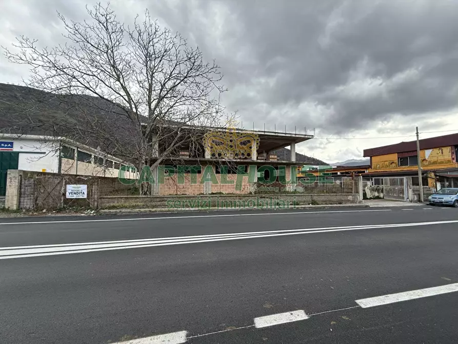 Immagine 3 di Capannone industriale in vendita  a Siano