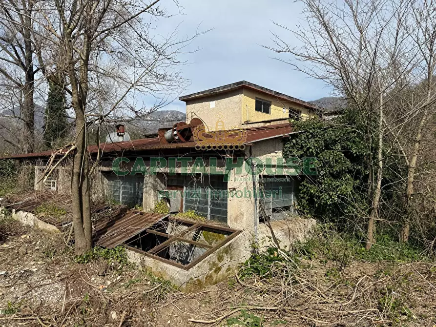 Immagine 5 di Capannone industriale in vendita  a Bracigliano
