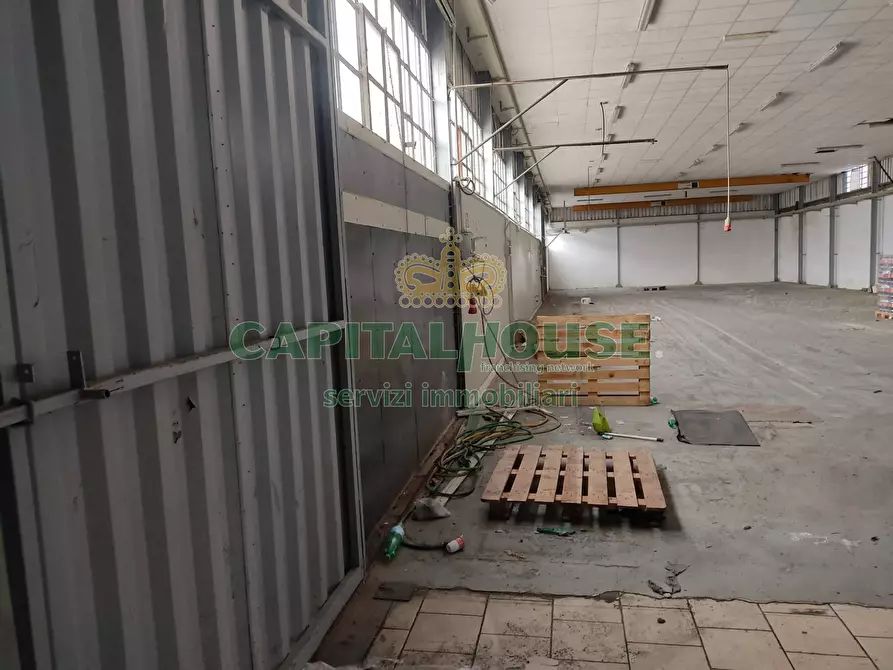 Immagine 11 di Capannone industriale in affitto  a Baiano