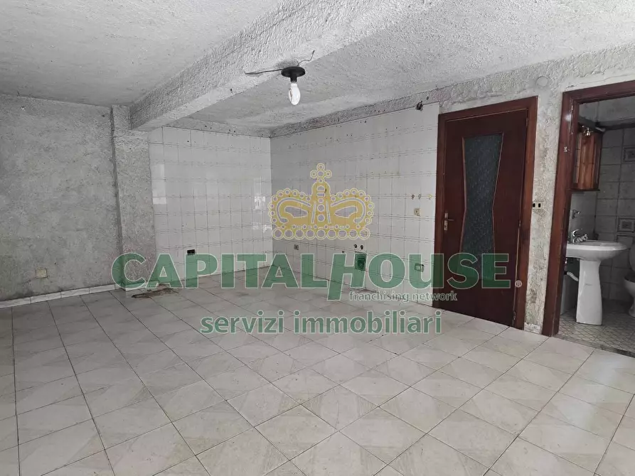 Immagine 20 di Palazzo in vendita  a San Nicola La Strada