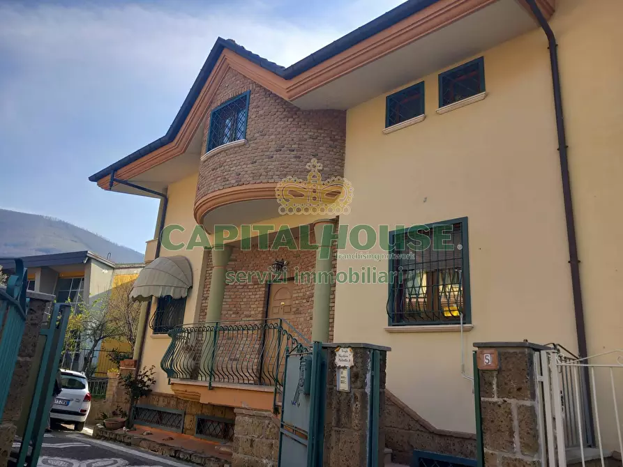 Immagine 1 di Villa in vendita  a Mugnano Del Cardinale