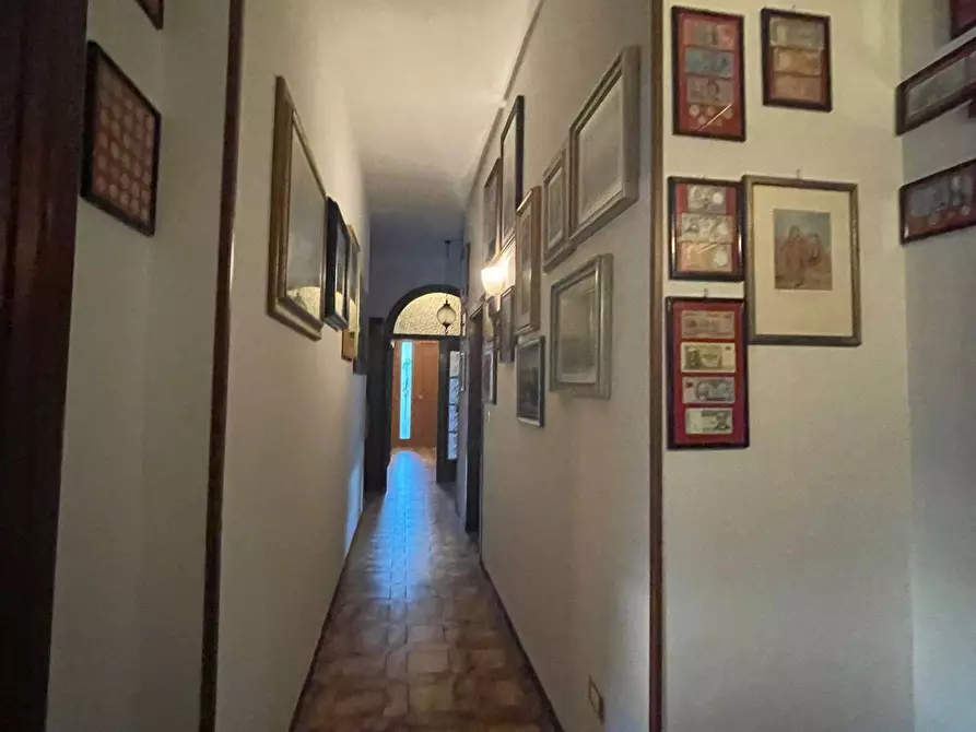 Immagine 9 di Casa indipendente in vendita  a Curtatone