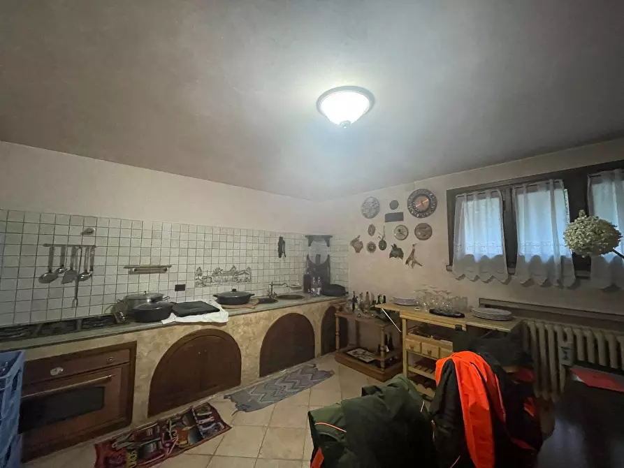 Immagine 14 di Casa indipendente in vendita  a Curtatone