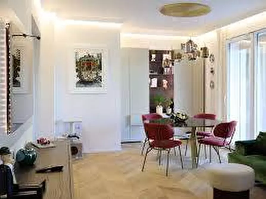 Immagine 2 di Appartamento in vendita  in Gombrich a Mantova