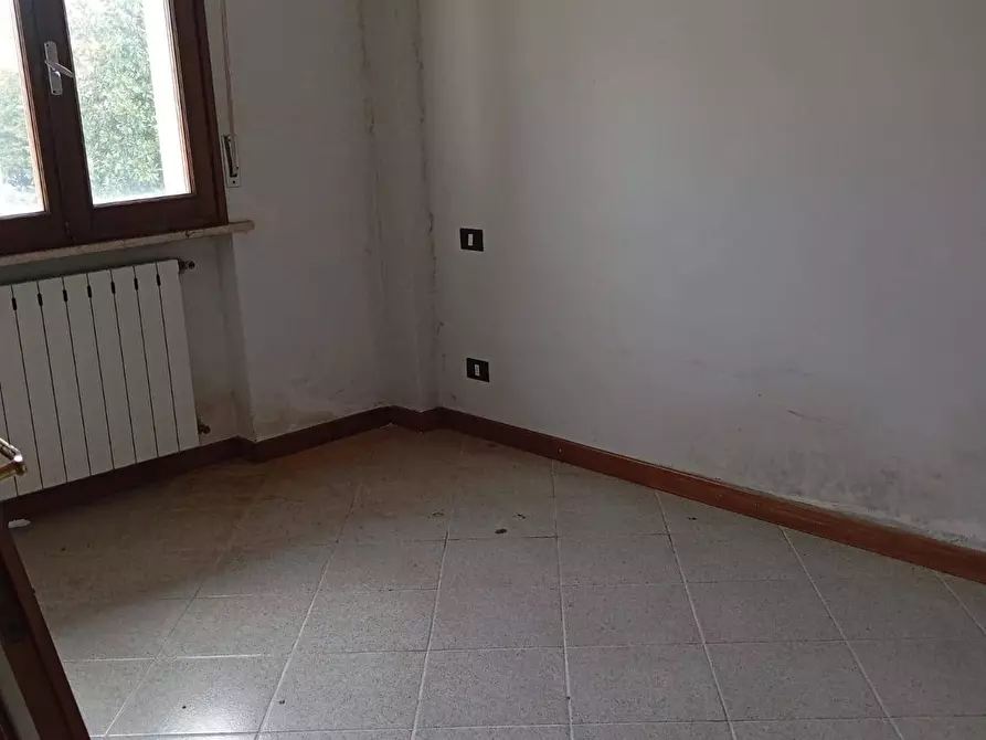 Immagine 6 di Palazzo in vendita  in VIA CHIESA a Curtatone