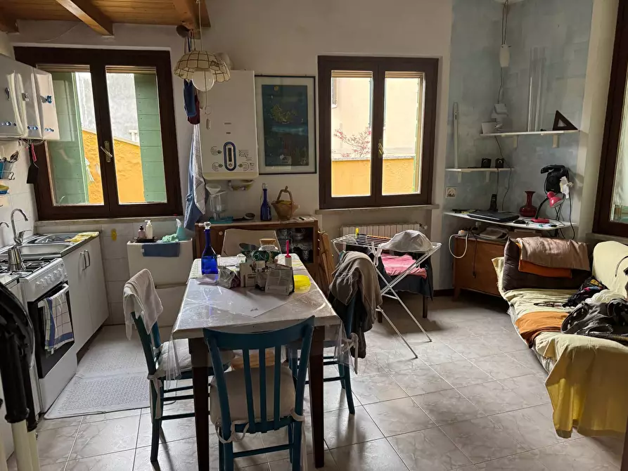 Immagine 5 di Appartamento in vendita  in Via Gombrich a Mantova