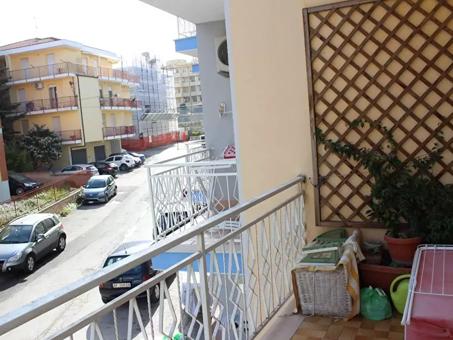 Immagine 22 di Appartamento in vendita  in del Giglio a Vasto