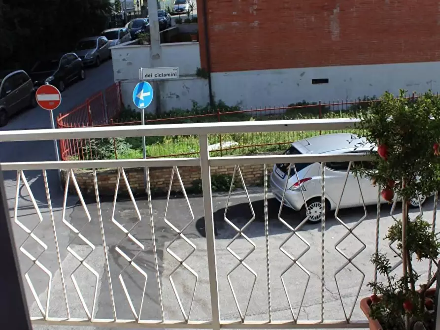 Immagine 25 di Appartamento in vendita  in del Giglio a Vasto