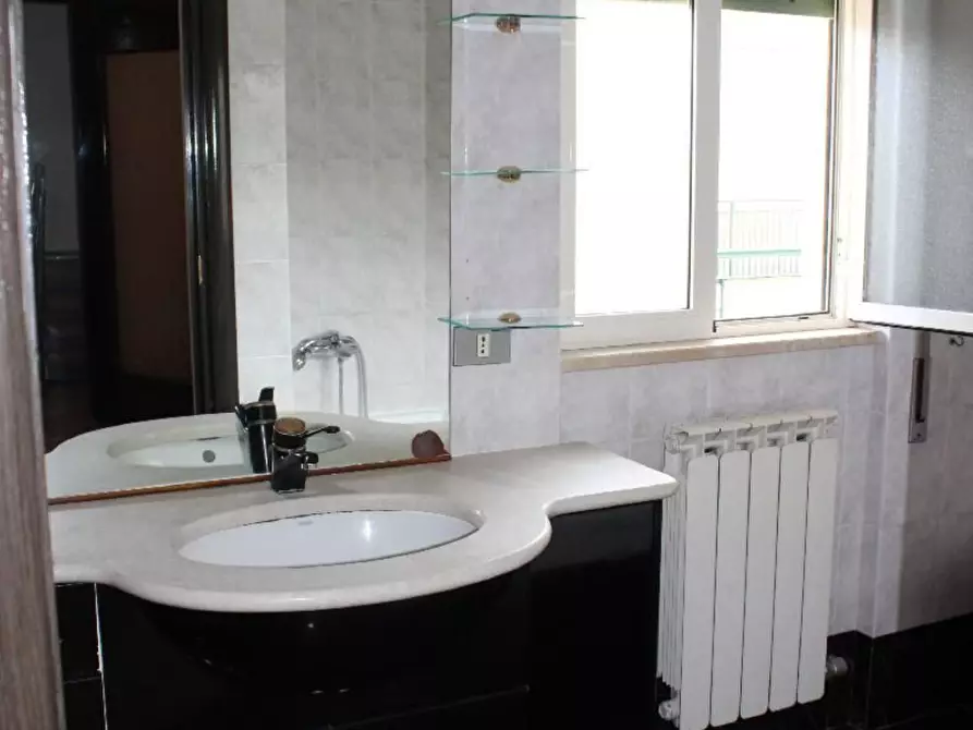 Immagine 13 di Appartamento in vendita  in Statale 16 a Vasto