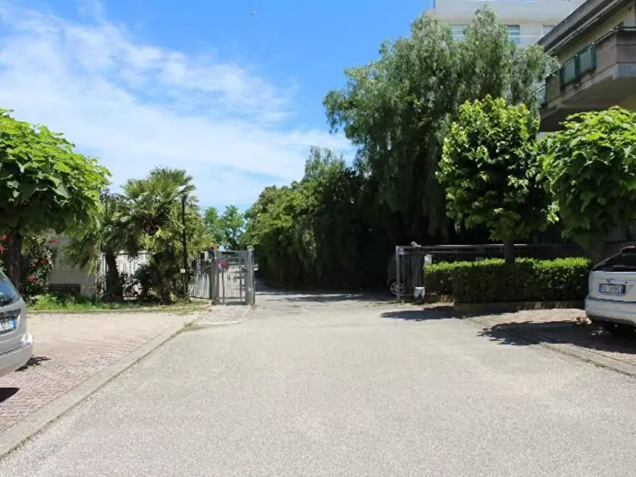 Immagine 19 di Appartamento in vendita  in Statale 16 a Vasto