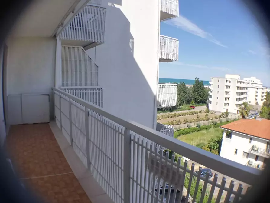 Immagine 8 di Appartamento in vendita  in Raffaele Paolucci a San Salvo