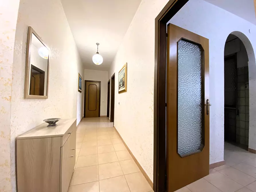 Immagine 9 di Appartamento in vendita  in Grecale a Vasto