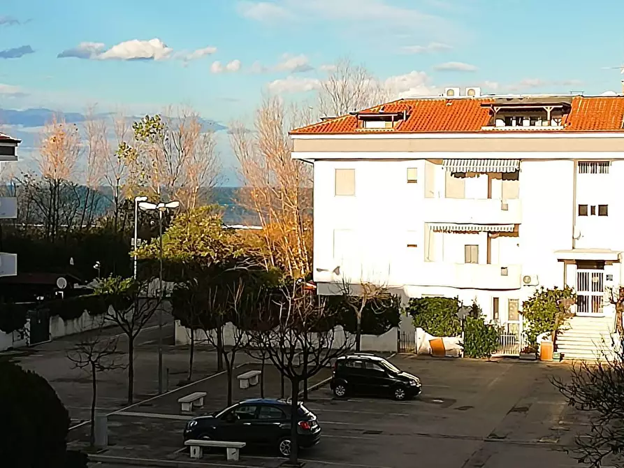 Immagine 15 di Appartamento in vendita  in Grecale a Vasto