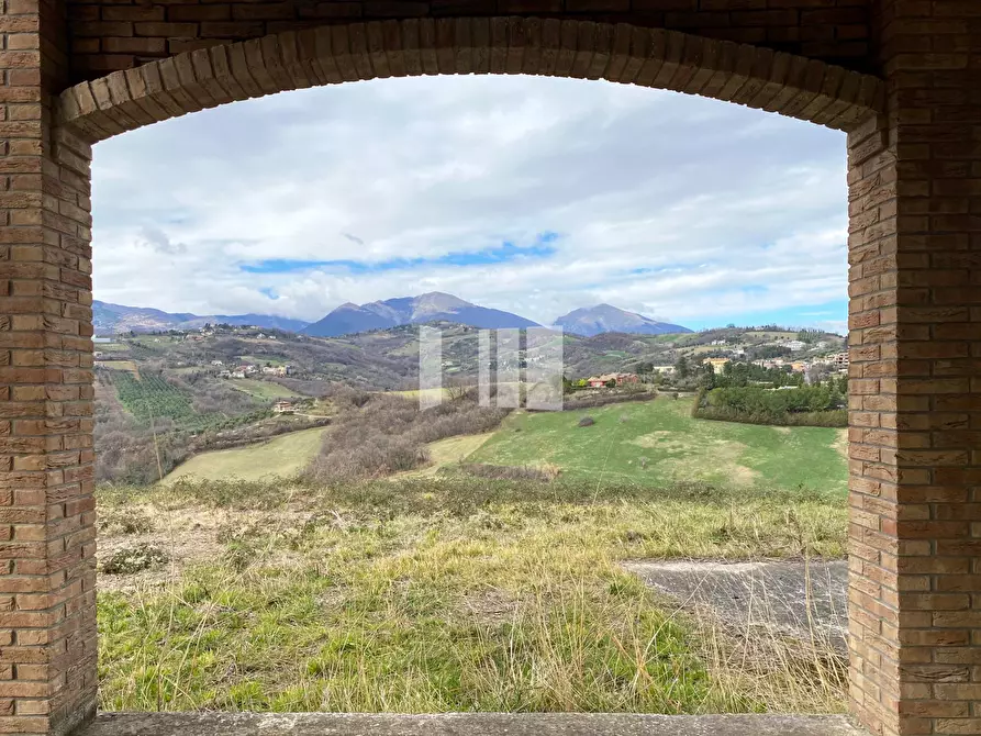 Immagine 4 di Casa indipendente in vendita  a Teramo