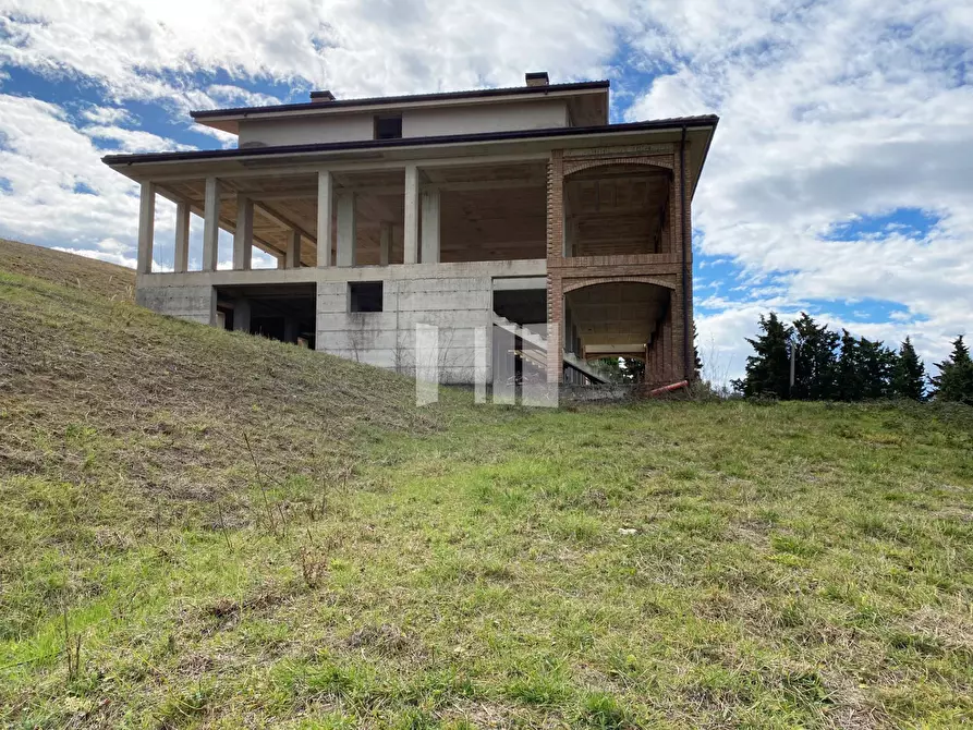 Immagine 14 di Casa indipendente in vendita  a Teramo