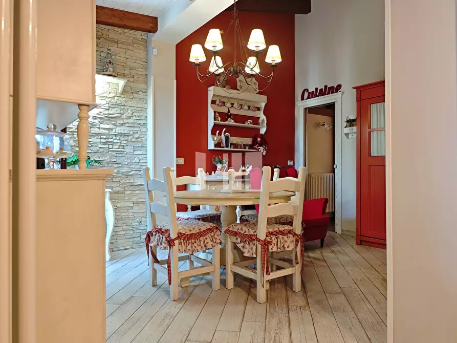 Immagine 30 di Villa in vendita  in Via Massimo D'Antona a Mosciano Sant'angelo