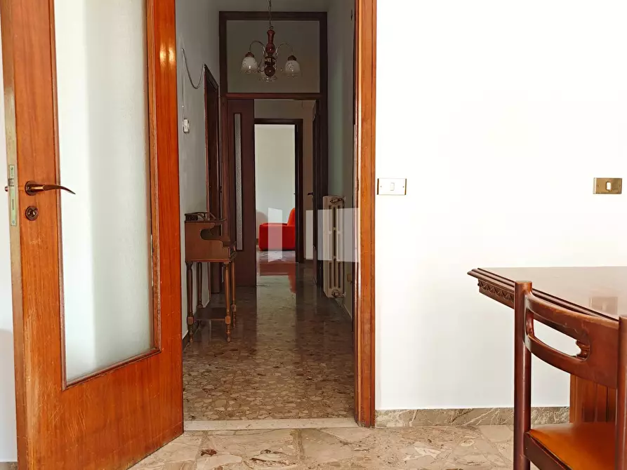 Immagine 6 di Appartamento in vendita  in Viale Giovanni Bovio a Teramo