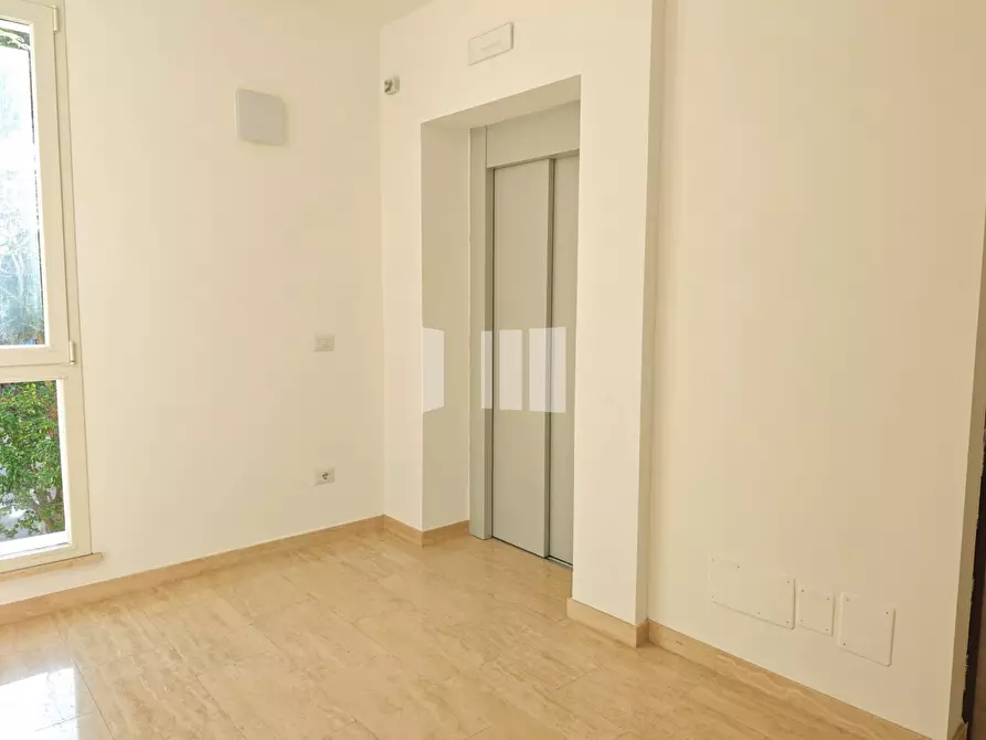 Immagine 24 di Appartamento in vendita  in Via Galileo Galilei a Giulianova