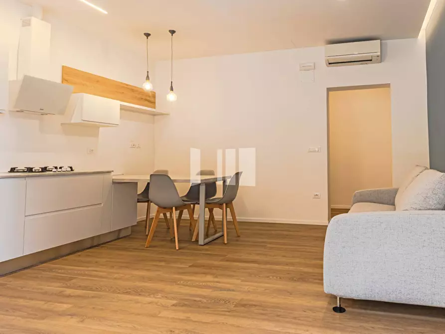 Immagine 1 di Appartamento in vendita  in Via Napoli a Giulianova