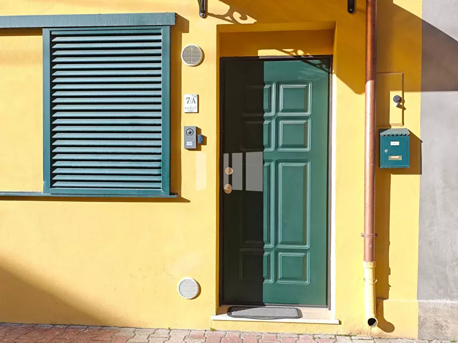 Immagine 13 di Appartamento in vendita  in Via Napoli a Giulianova