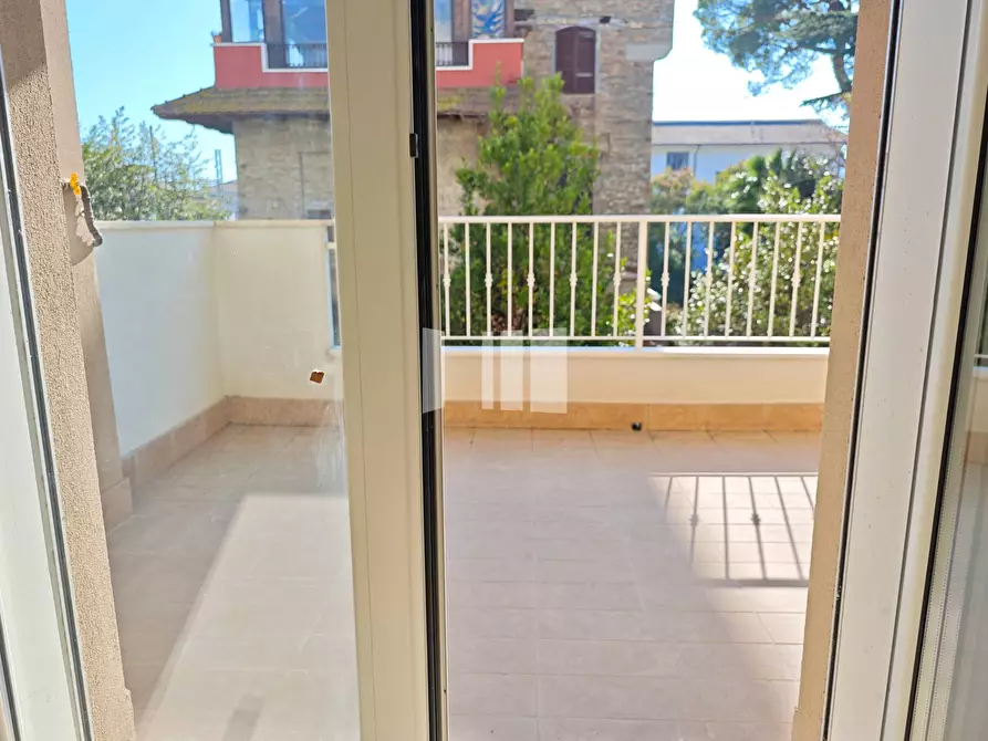 Immagine 5 di Appartamento in vendita  in Via Galileo Galilei a Giulianova