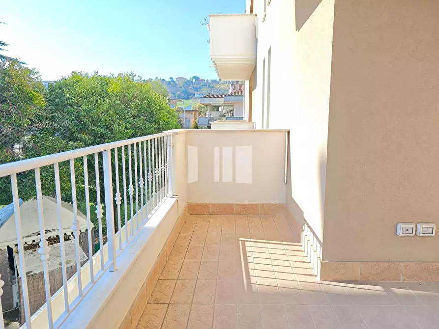 Immagine 6 di Appartamento in vendita  in Via Galileo Galilei a Giulianova