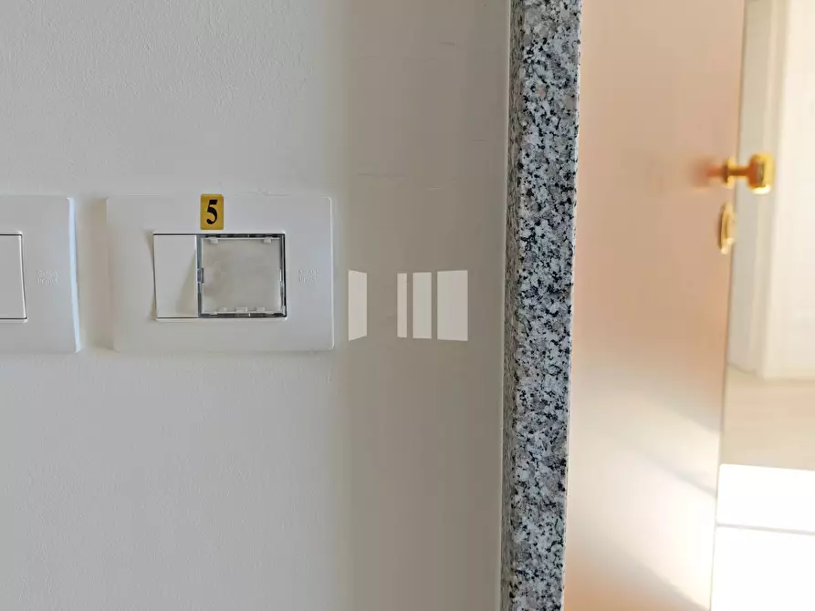 Immagine 24 di Attico in vendita  in Viale dei Pini a Giulianova