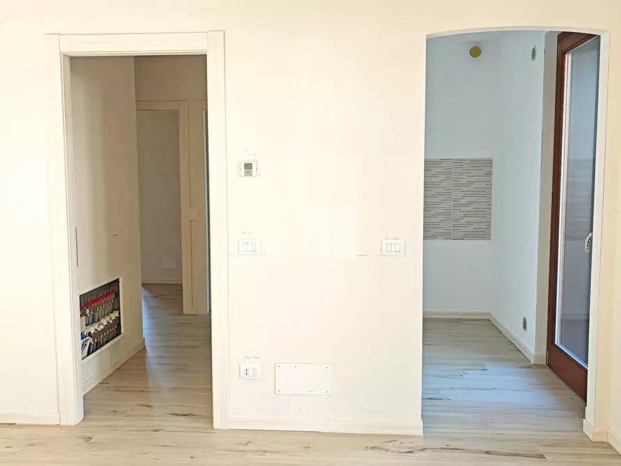 Immagine 10 di Appartamento in vendita  in Viale dei Pini a Giulianova