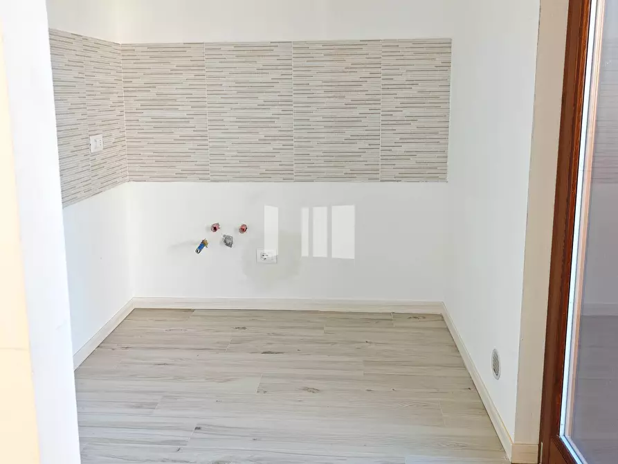 Immagine 11 di Appartamento in vendita  in Viale dei Pini a Giulianova