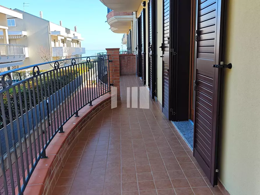 Immagine 23 di Appartamento in vendita  in Viale dei Pini a Giulianova