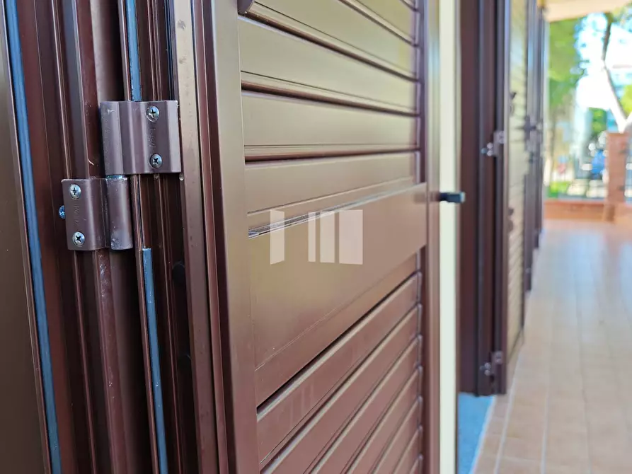 Immagine 25 di Appartamento in vendita  in Viale dei Pini a Giulianova