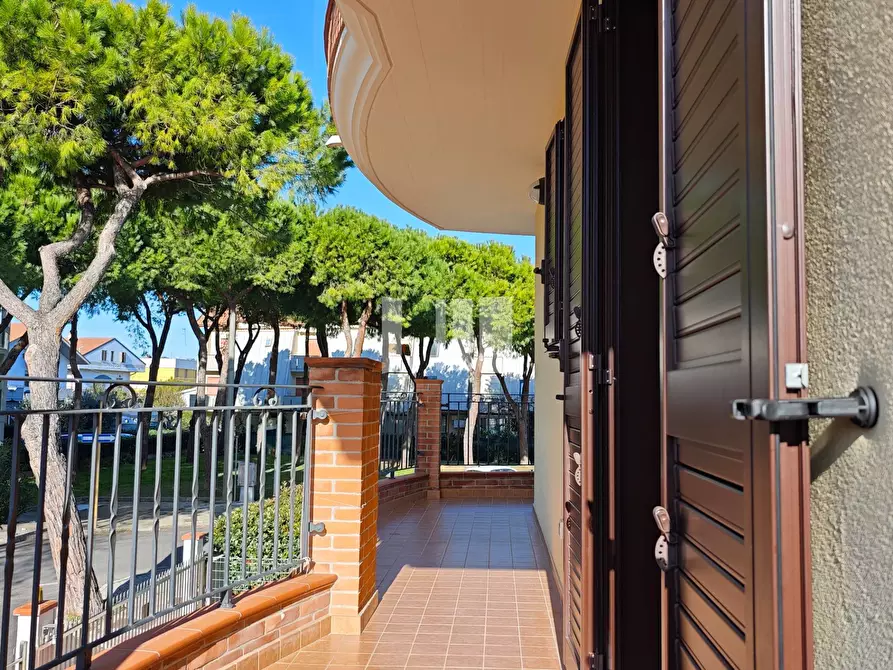 Immagine 22 di Appartamento in vendita  in Viale dei Pini a Giulianova