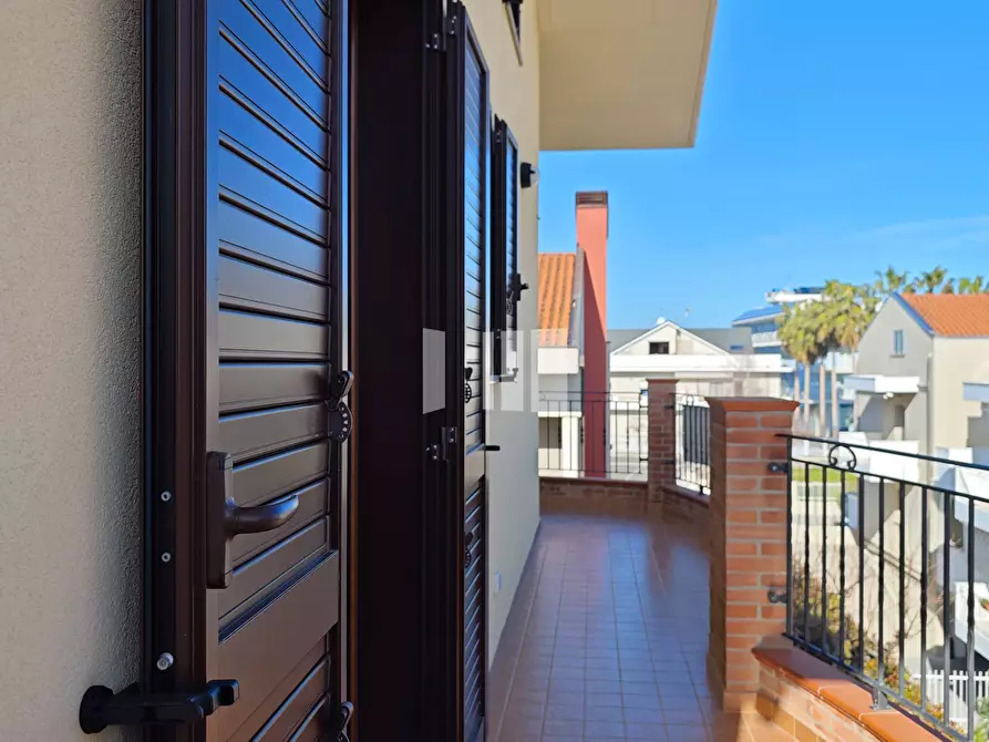 Immagine 21 di Appartamento in vendita  in Viale dei Pini a Giulianova