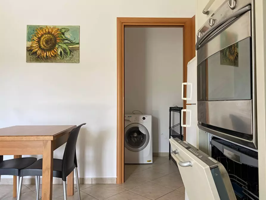 Immagine 8 di Appartamento in affitto  in Via Moranino a Giulianova