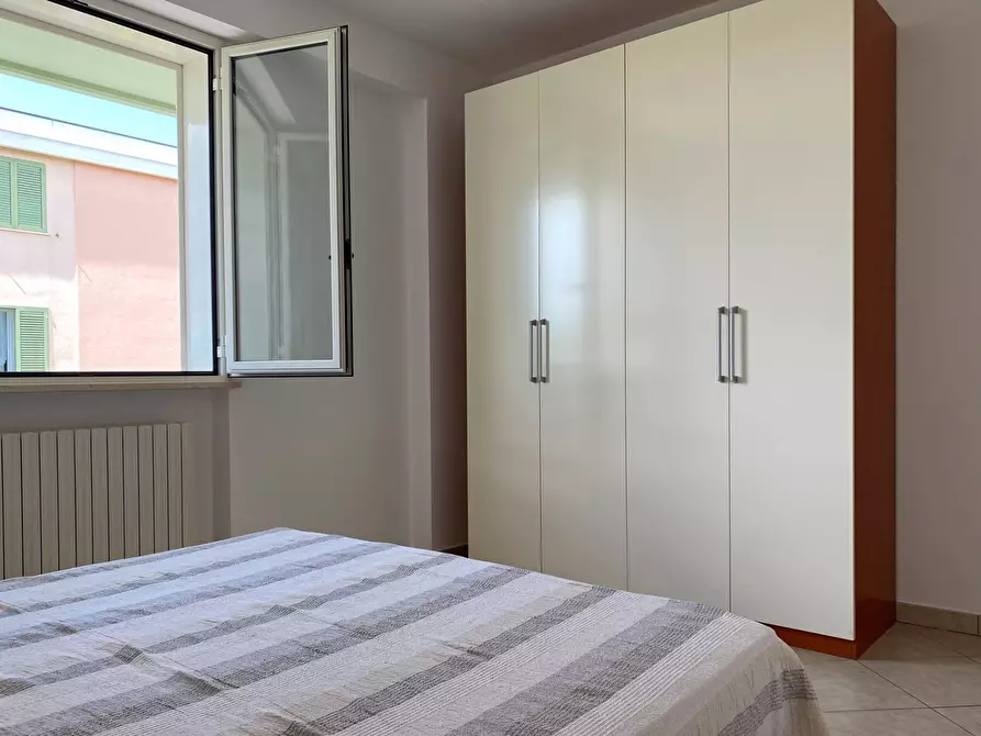 Immagine 21 di Appartamento in affitto  in Via Moranino a Giulianova
