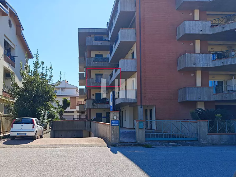 Immagine 26 di Appartamento in vendita  in Via Montezebio a Giulianova