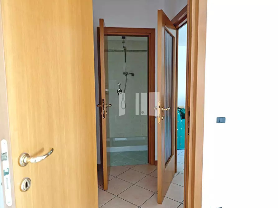 Immagine 19 di Appartamento in vendita  in Via Montezebio a Giulianova