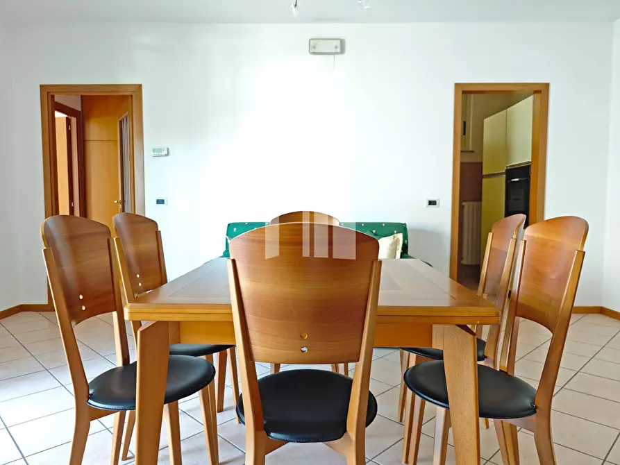 Immagine 2 di Appartamento in vendita  in Via Montezebio a Giulianova