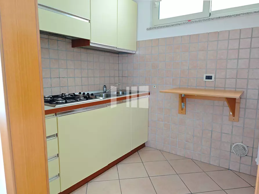 Immagine 4 di Appartamento in vendita  in Via Montezebio a Giulianova